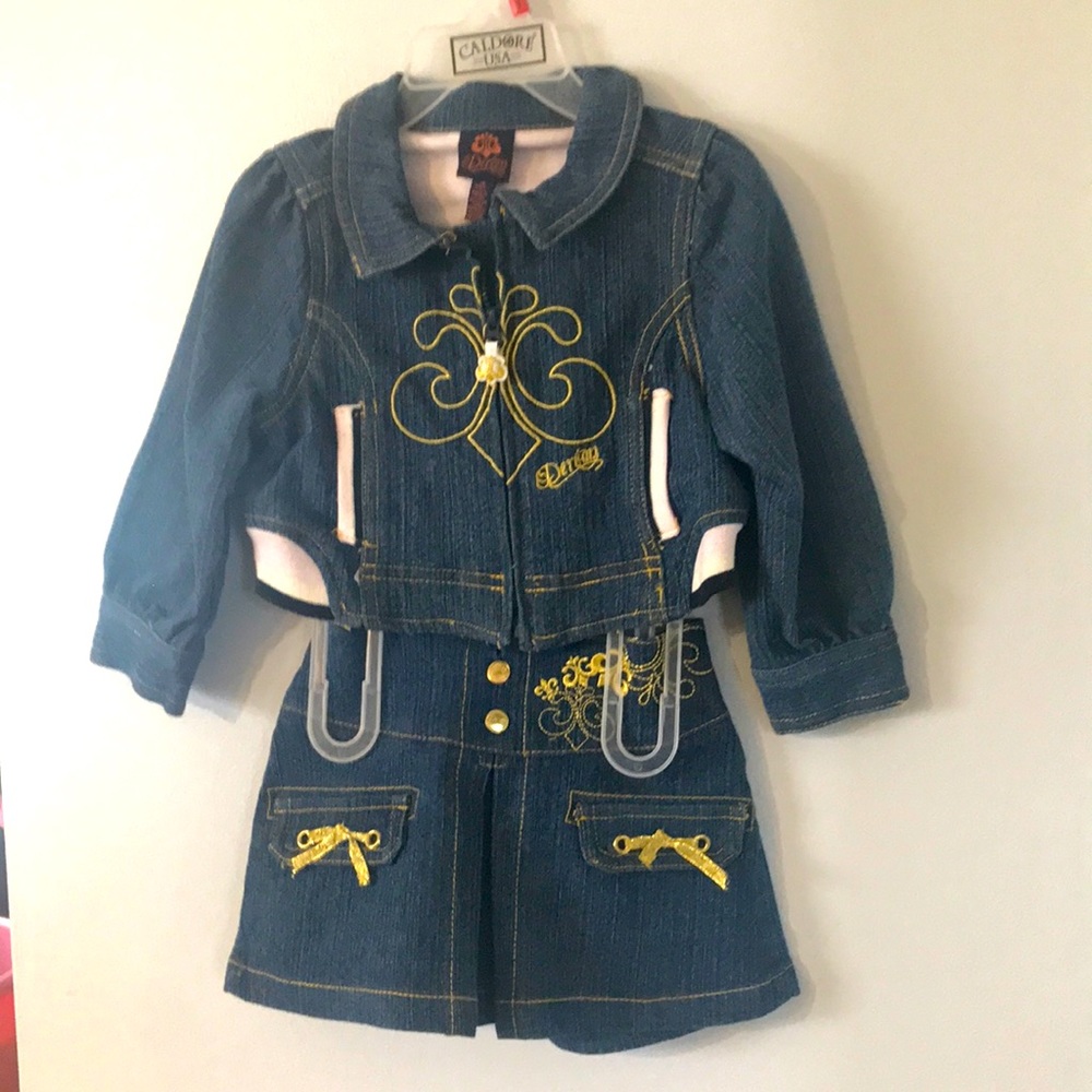 Girls Denim Deréon jacket and skirt set size 18m